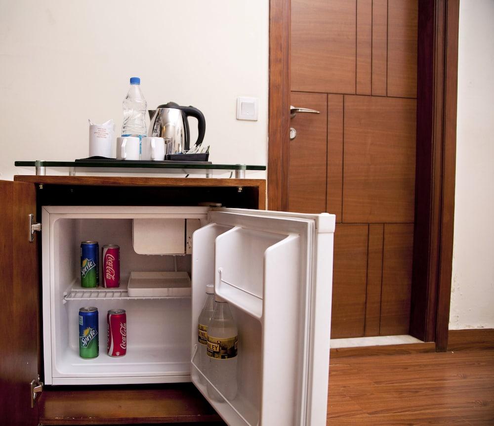 Alpina Hotels & Suites New Delhi Exteriör bild