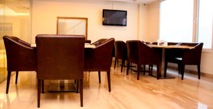 Alpina Hotels & Suites New Delhi Exteriör bild