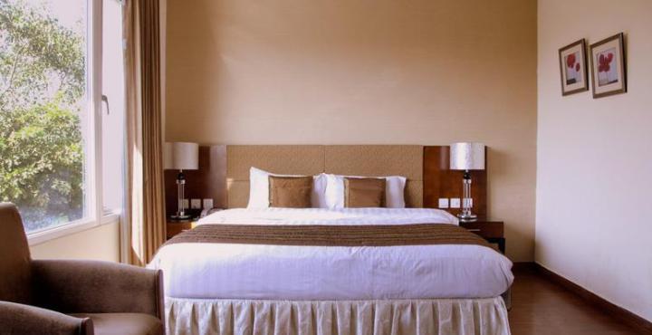 Alpina Hotels & Suites New Delhi Exteriör bild