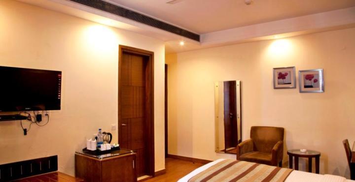 Alpina Hotels & Suites New Delhi Exteriör bild
