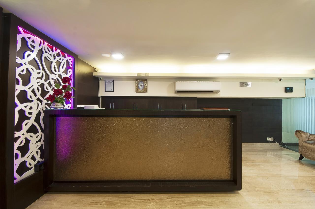 Alpina Hotels & Suites New Delhi Exteriör bild