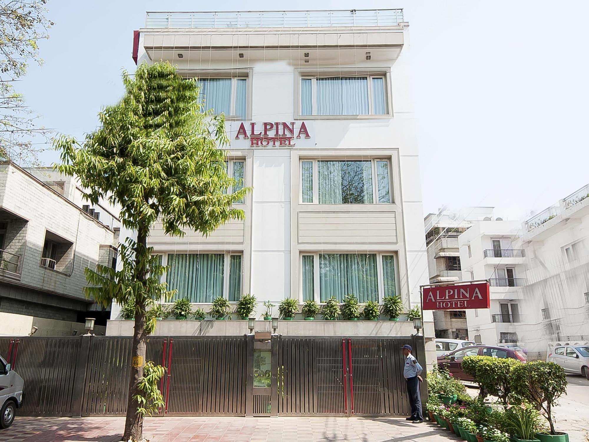 Alpina Hotels & Suites New Delhi Exteriör bild