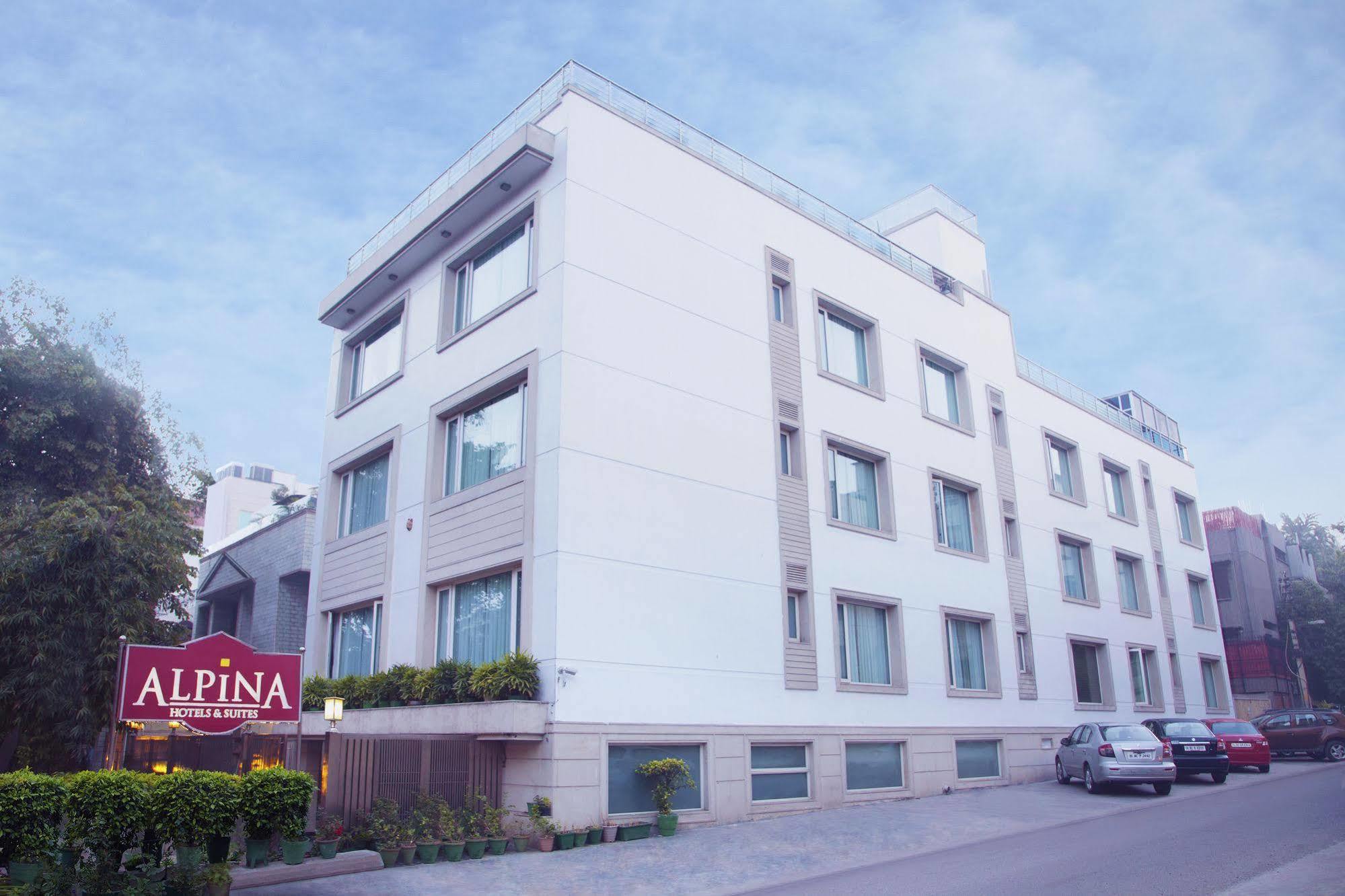 Alpina Hotels & Suites New Delhi Exteriör bild
